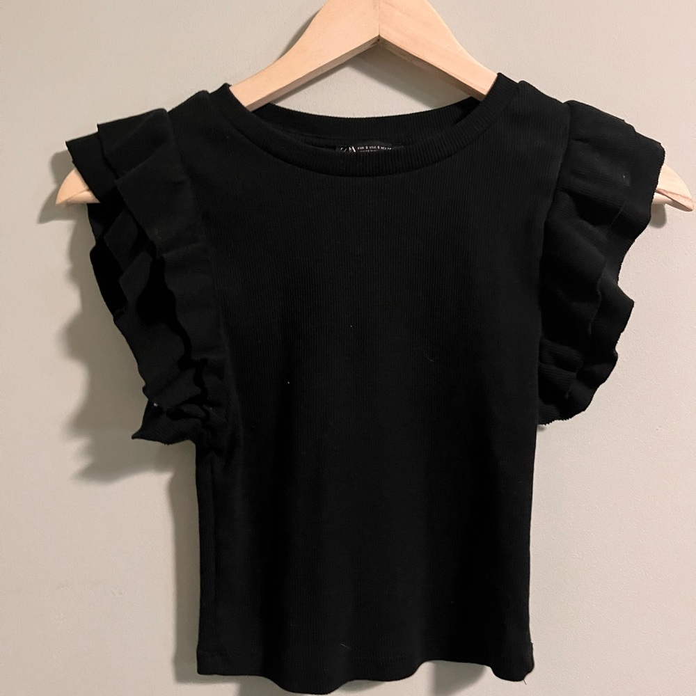 Zara crop top frilly sleeves